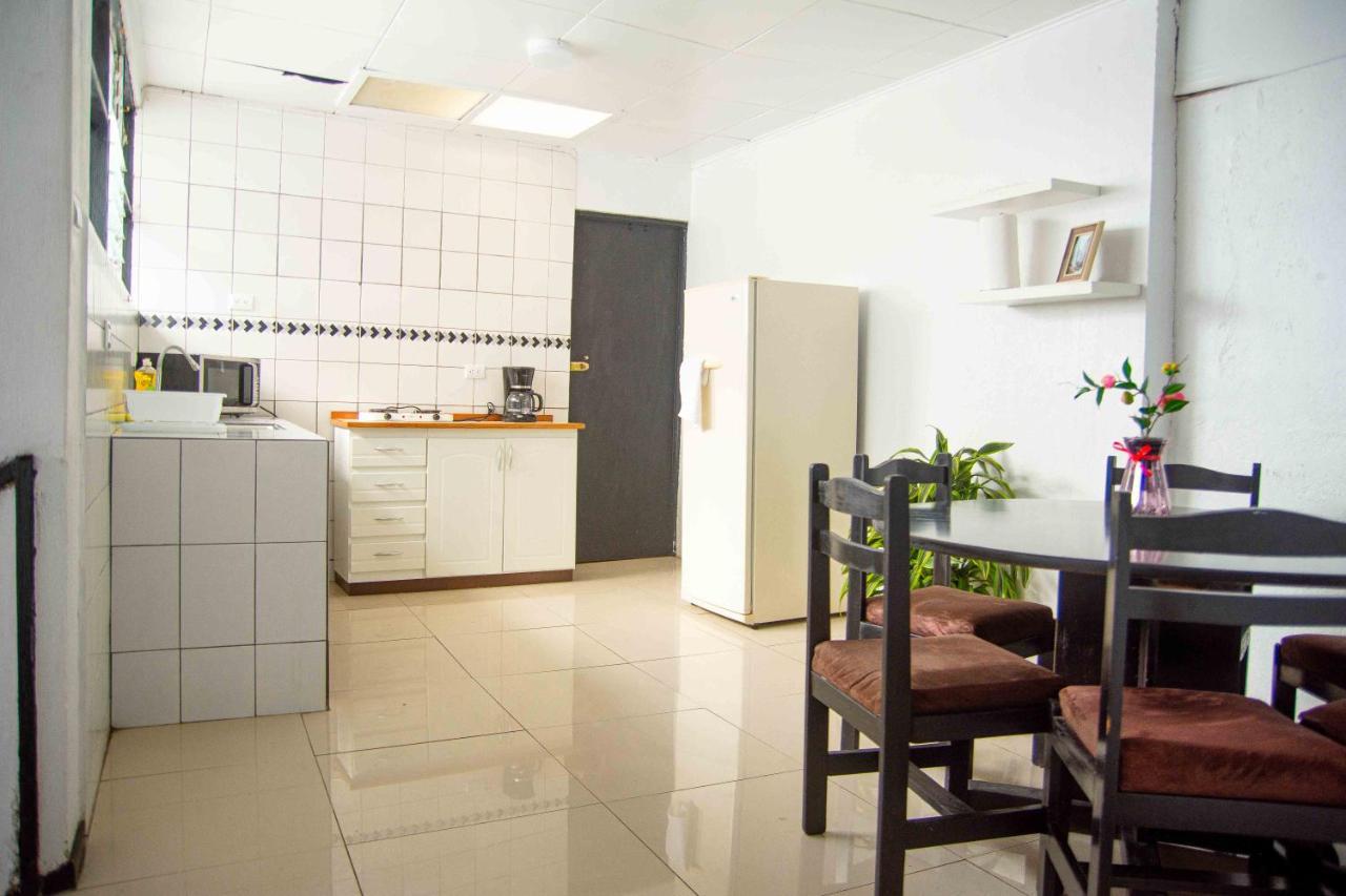 5 Min From The Airport - Perfect Stop Alajuela Extérieur photo