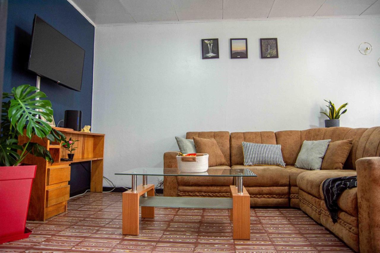 5 Min From The Airport - Perfect Stop Alajuela Extérieur photo